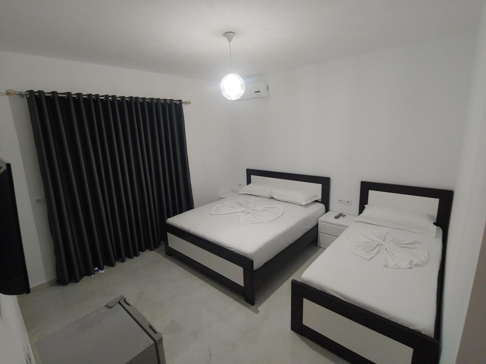 Villa Leonel Zeka Ksamil Luaran gambar